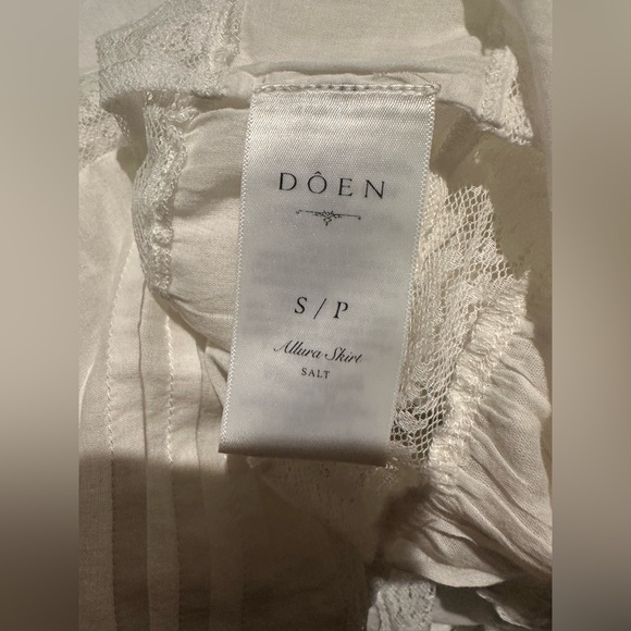 Doen Allura Skirt in Salt - Picture 9 of 10